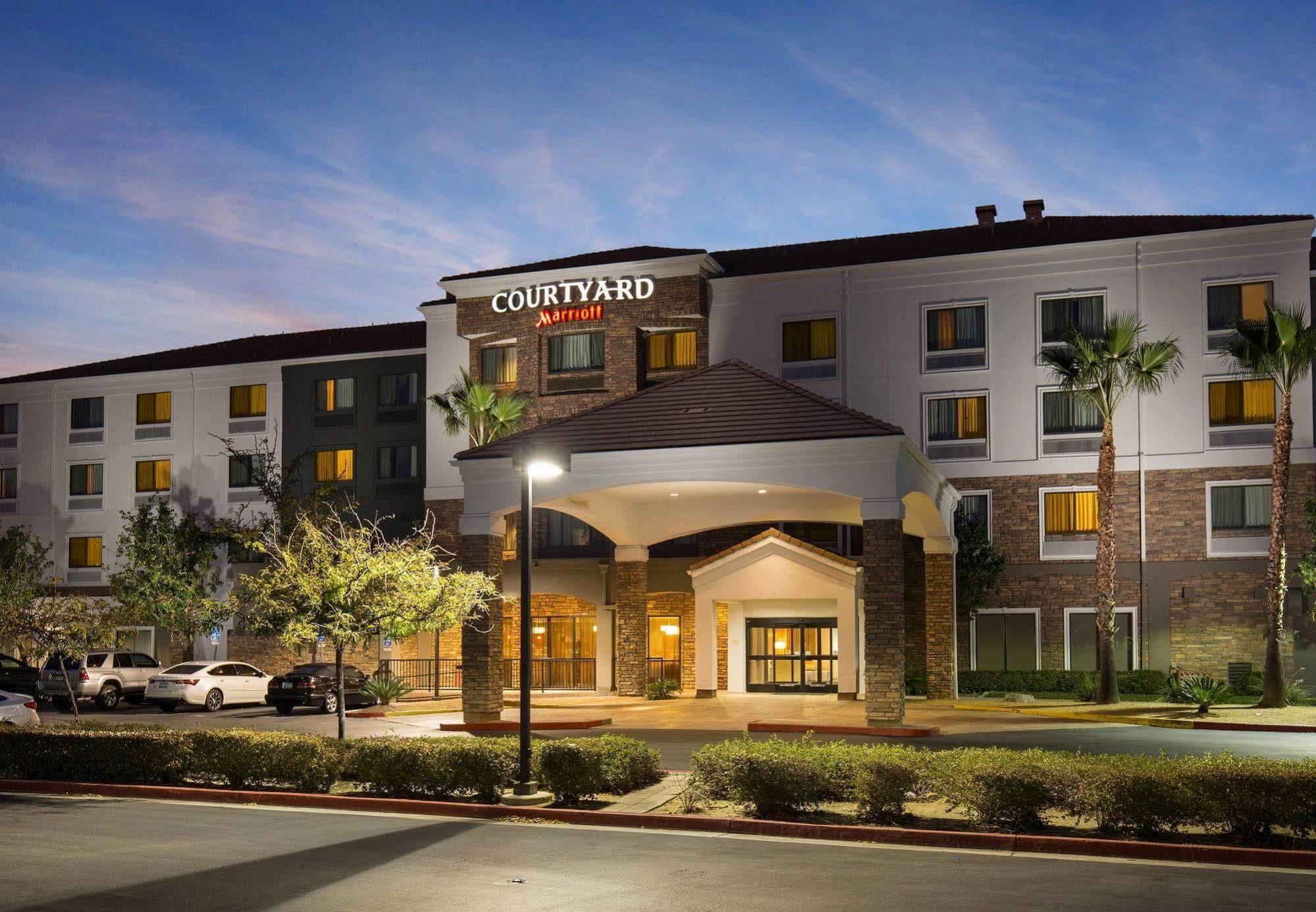 Courtyard By Marriott Ontario Rancho Cucamonga Hotel Exterior foto